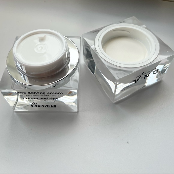 ⬇️ BNIB Dr. Brandt Do Not Age Time Defying Cream - Picture 3 of 3